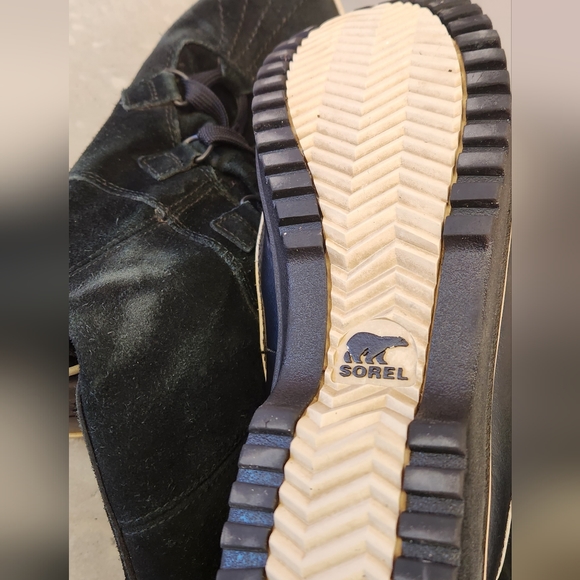 Sorel Tivoli Black suede boots size 9 - Picture 5 of 6